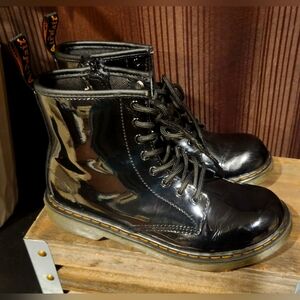 Doc Marten Air Wair Boots Sz 4